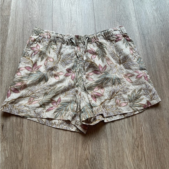 Cynthia Rowley Pants - Cynthia Rowley Linen Floral Shorts Pull On Medium